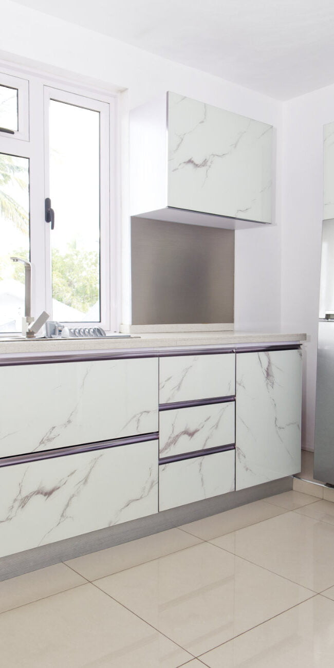 Pearl apartment kitchen